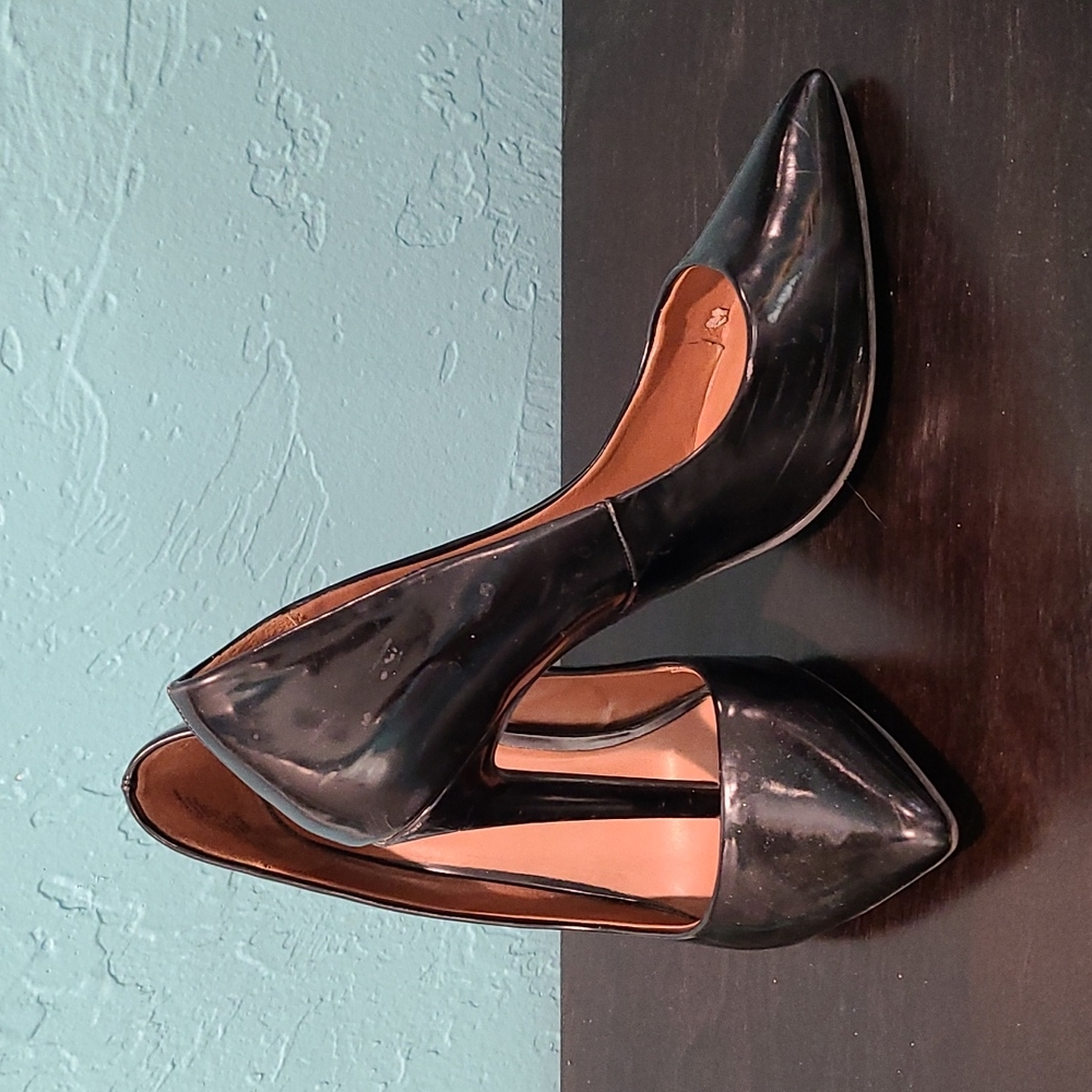 Classic black pumps